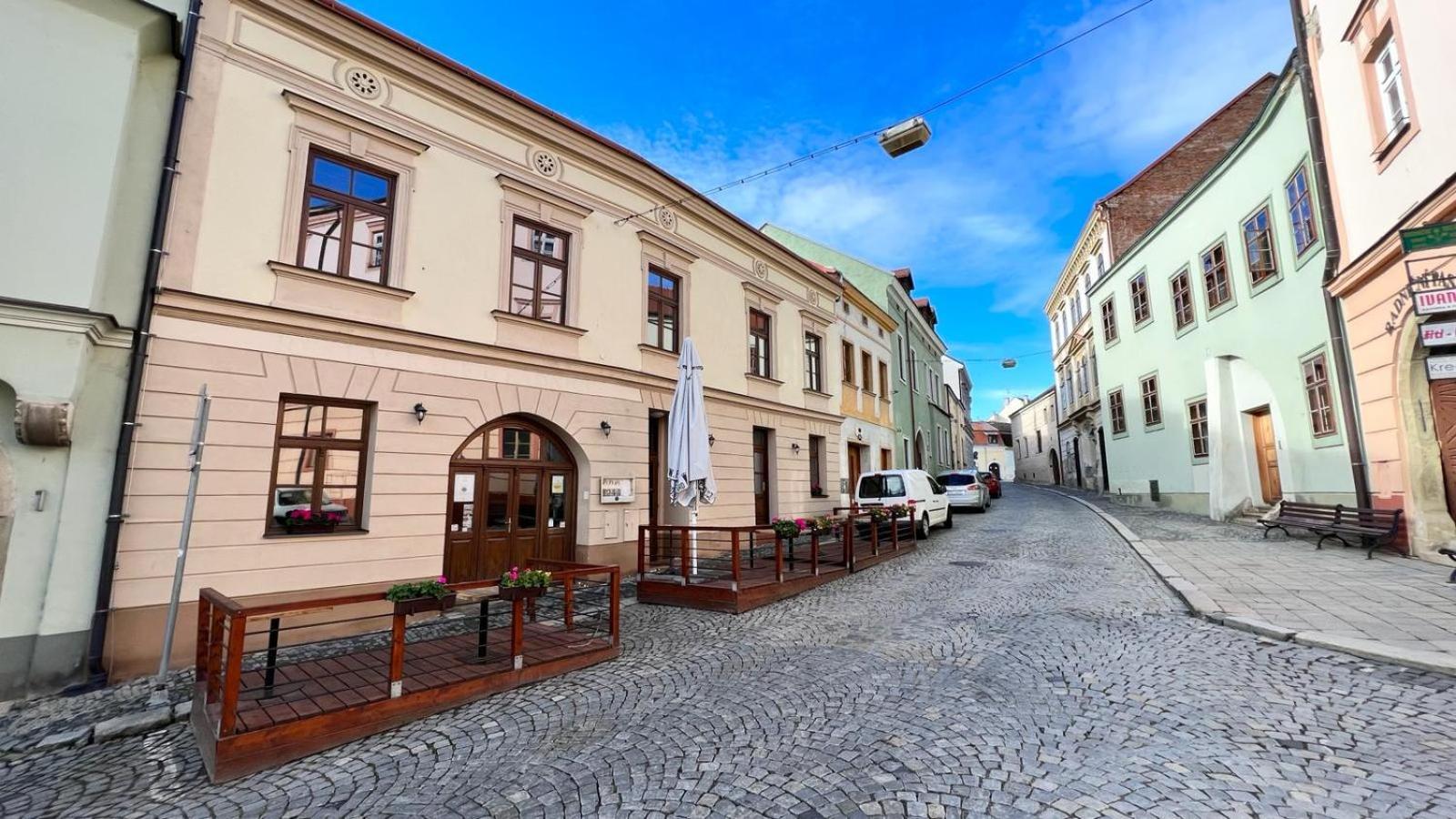 Penzion U Radnice, Byt 3 Znojmo Zewnętrze zdjęcie